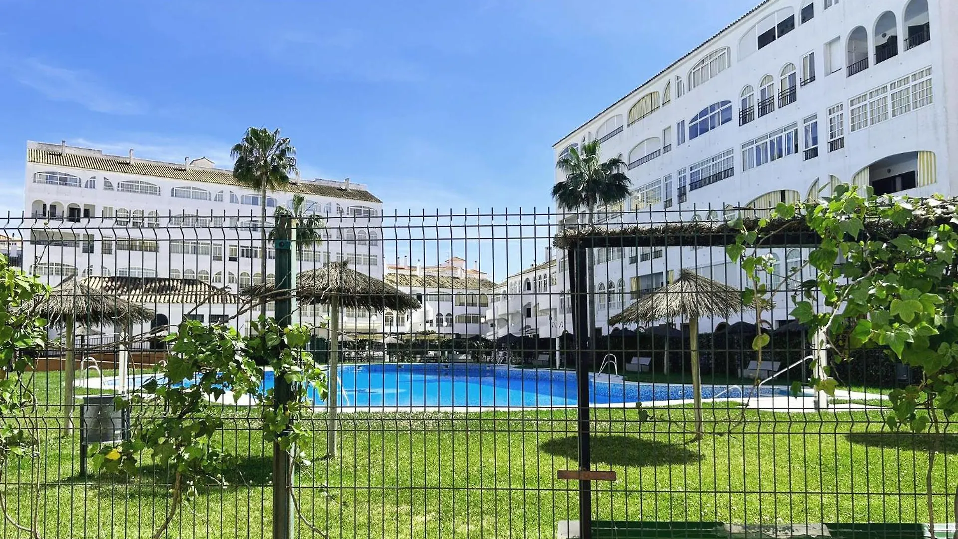 Life Apartments El Portil